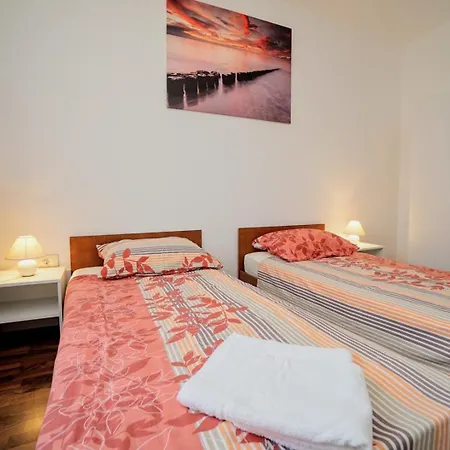 With Parking Space Murine, Umag - 27185 Apartmán